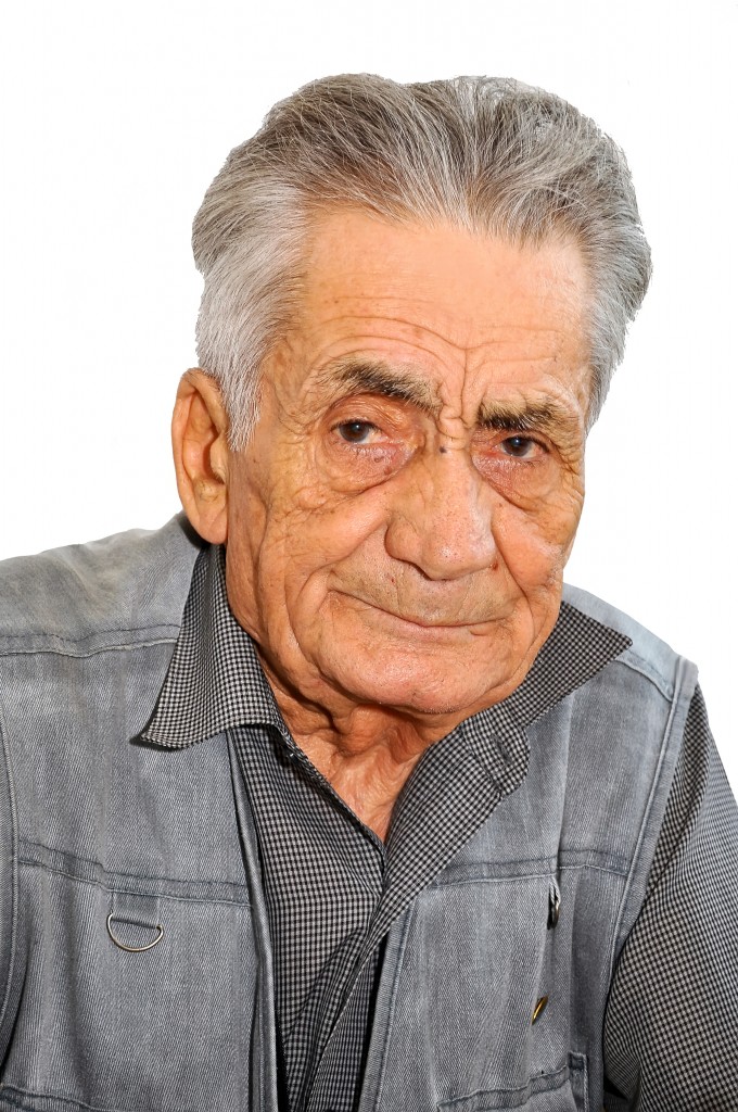 Neacsu Neacsu 1932 - 2015 (1)